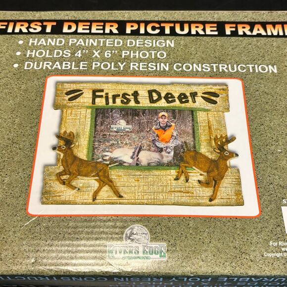 Rivers Edge First Deer Frame 4x6 Hand Painted Poly Resin NIB Hunting Gift - Picture 2 of 3